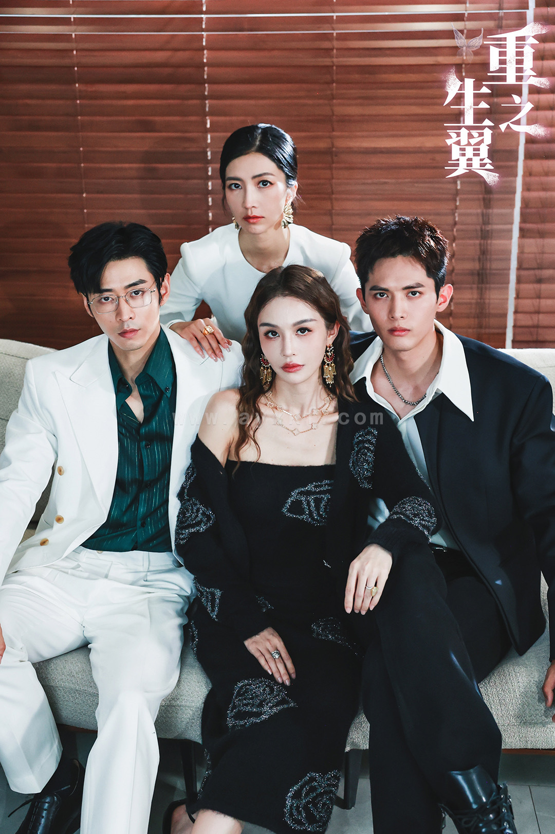 13581-重生之翼(56集) 内容图1 一个实时收录全网最齐全的短视频短剧网剧小剧场的网站! 13581-重生之翼(56集) 最新 图1张