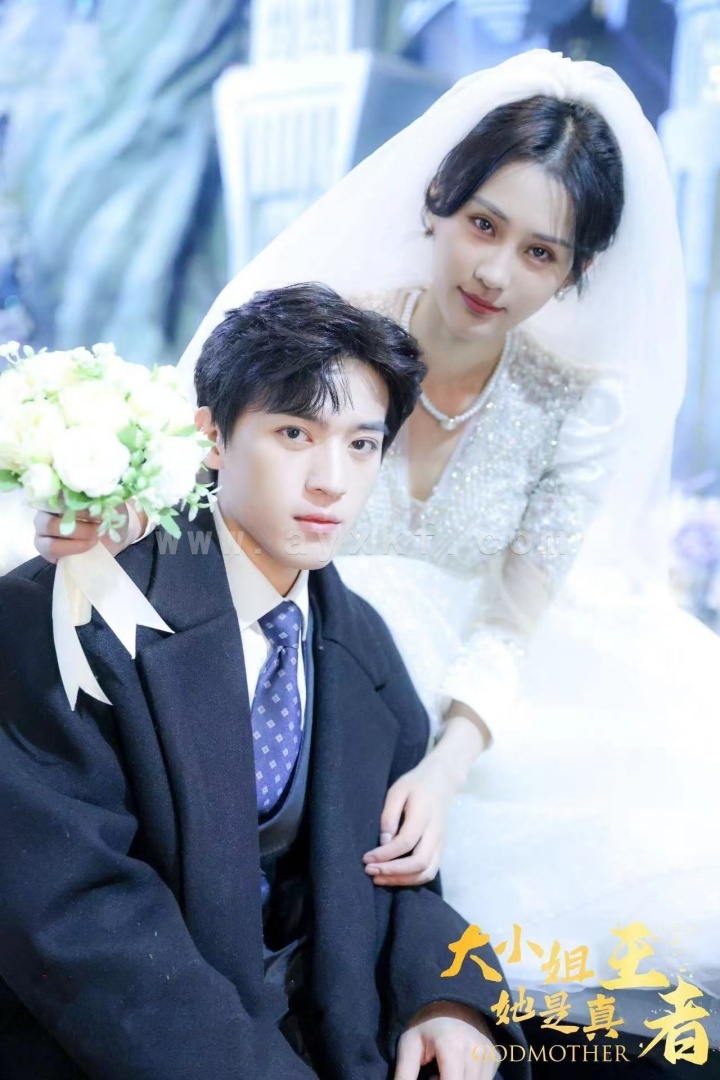 12116-大小姐她是真王者(100集) 内容图1 一个实时收录全网最齐全的短视频短剧网剧小剧场的网站! 12116-大小姐她是真王者(100集) 最新 图1张